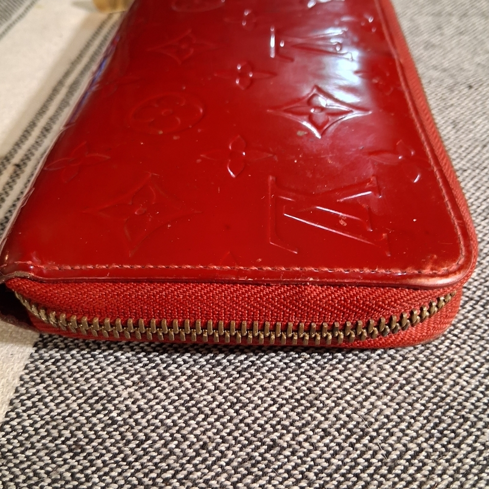 Louis Vuitton Red Embossed Wallet - Picture 3 of 16